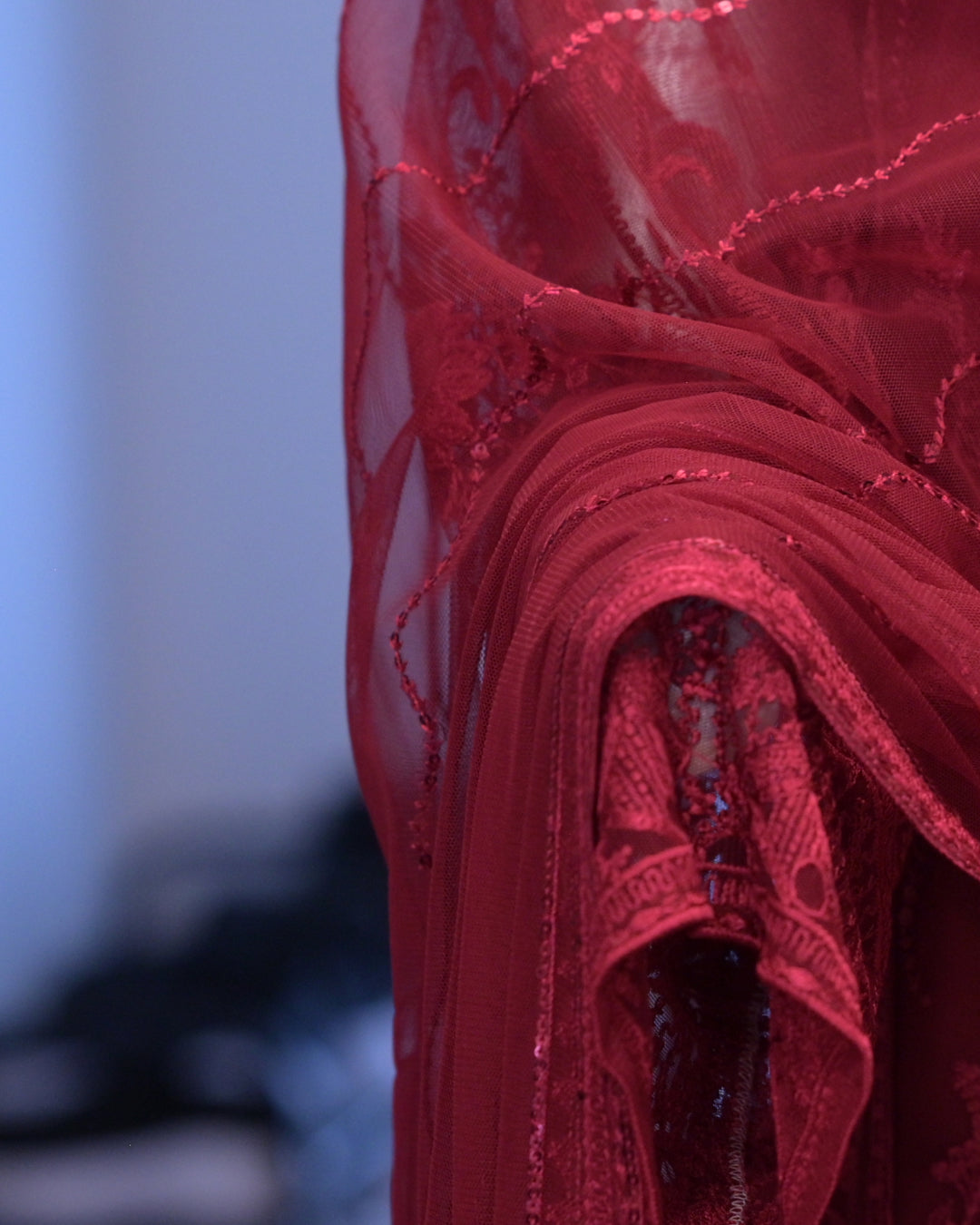 Luxury Red Embroidered Net 3-Piece Suit – Formal Pakistani Wear